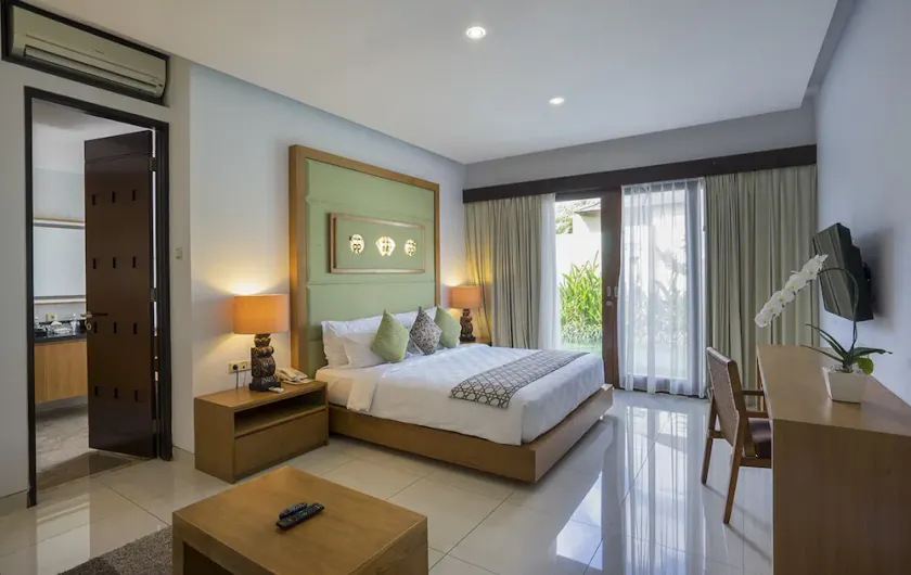 Best-Location 1BR Pvt Villa Seminyak - Image 1