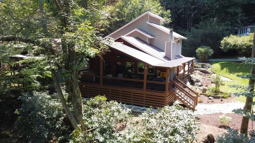 Flussufer, Whirlpool, Gemeinschaftspool, Minuten zu den Pisten mit großer überdachter Terrasse! - Image 1