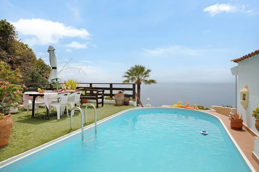 Ferienwohnung 'Casa Pelican' mit Meerblick, privatem Pool und WLAN - Image 1