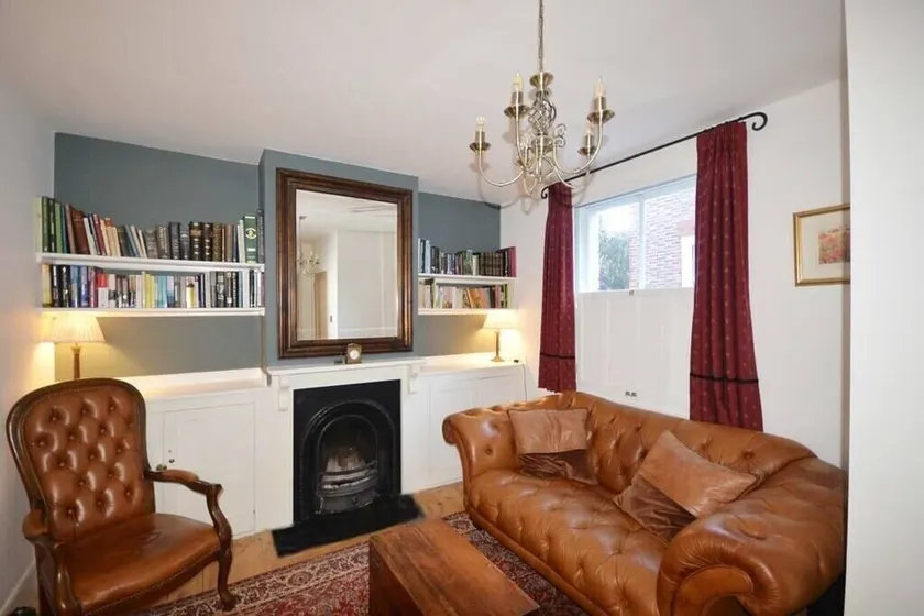 Delightful Cottage in Sandwich - One Bedroom - Image 1