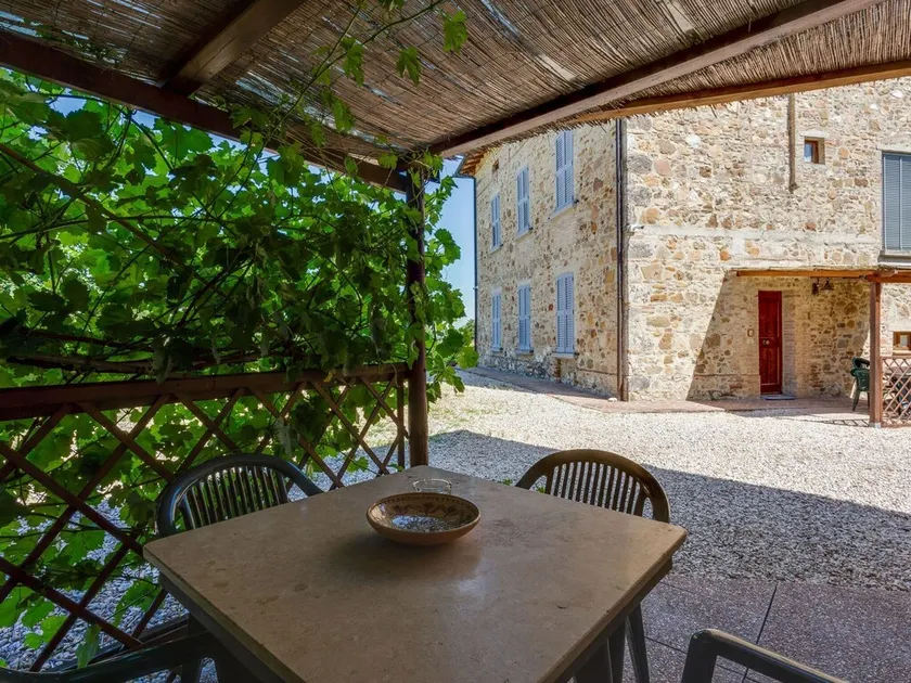 Apartamento en Toscana con piscina y vistas - Image 1