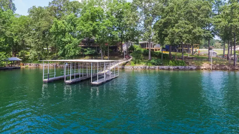 Duskin Point Retreat - near Duskin Point Marina - Image 1