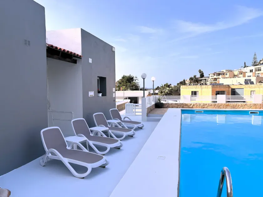 Fantastisk, lugn, helt fristående privat villa. Solig privat pool, AC & BBQ - Image 1