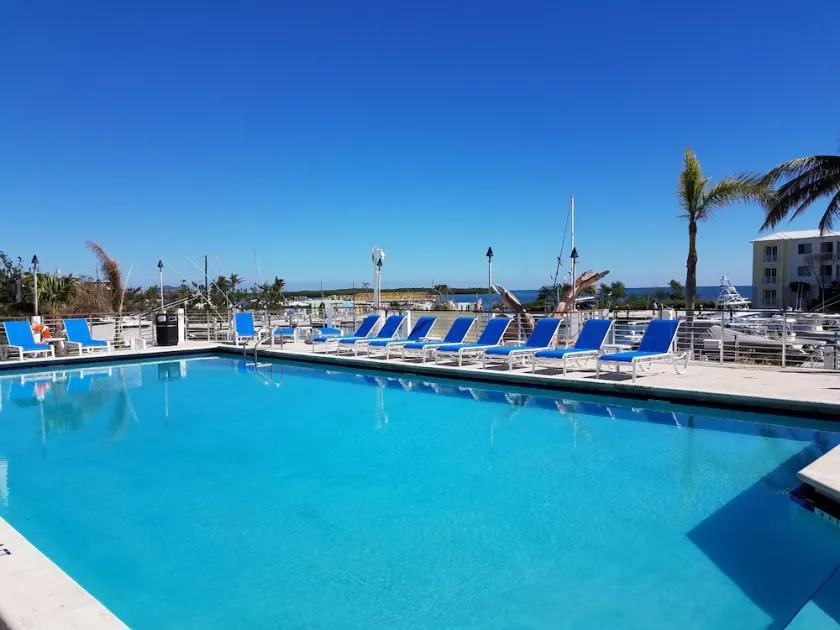 Relaxing Spacious Vacation Home: Amazing Oceanside Pools, Jacuzzi, WiFi, & More - Image 1