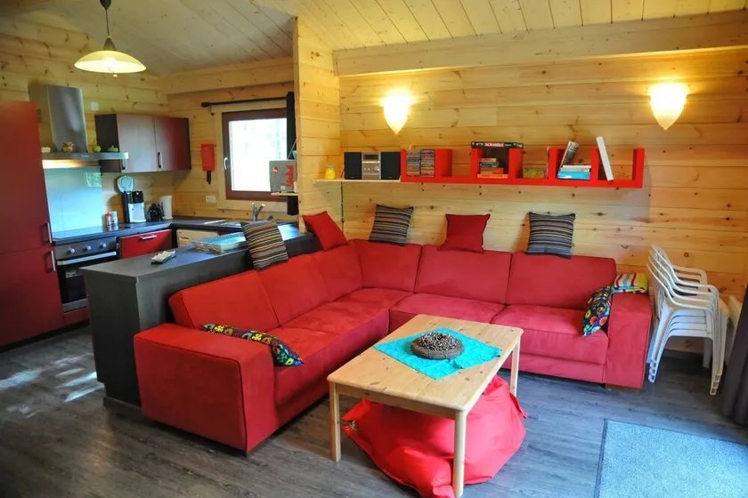 Chalet a Oignies con area boschiva - Image 1