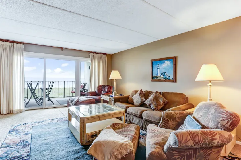 Updated Ocean Front, Corner Condo on Amelia Island - Image 1