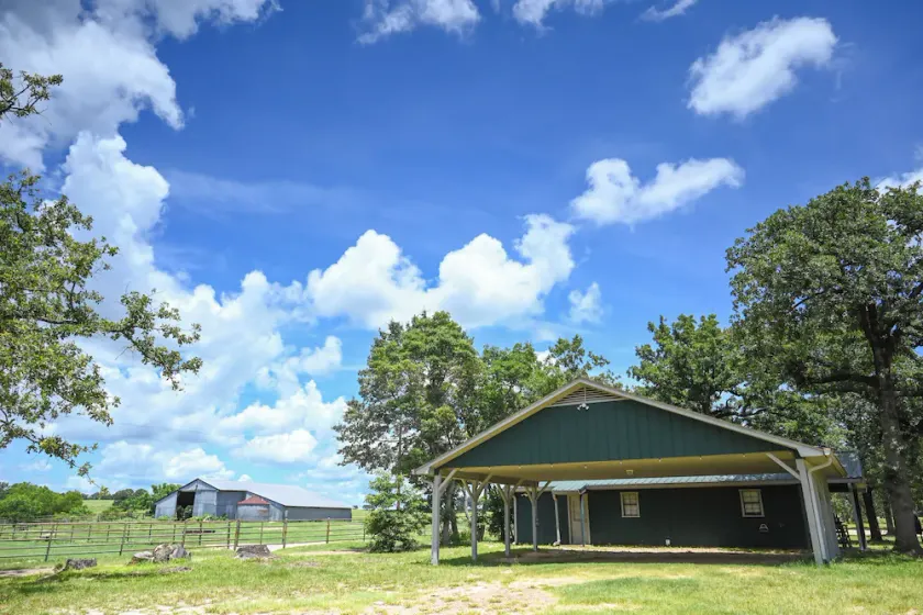 Longhorn Lake House - Arcridgeranchresort.com - Image 1