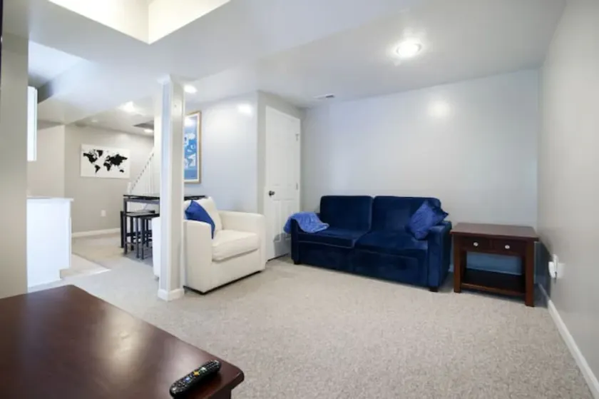 1br neuf à Petworth, parking et cour. - Image 1
