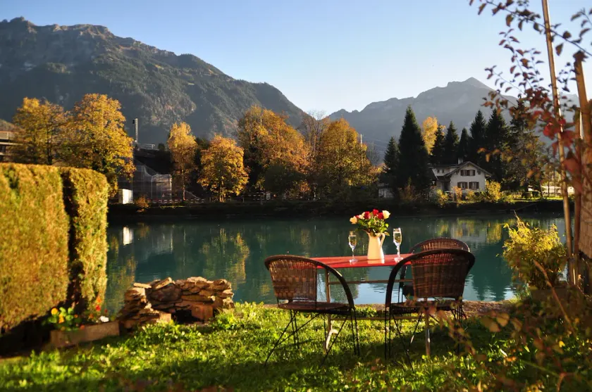 Spacieux, lumineux avec vue imprenable.  Pour 4 personnes.   Parfait pour une escapade. - Image 1