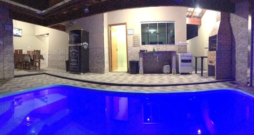 Heated Swimming Pool, Air-Conditioned Living Room and Bedrooms, Net, WiFi, Complete House! (Aroeira) - Image 1