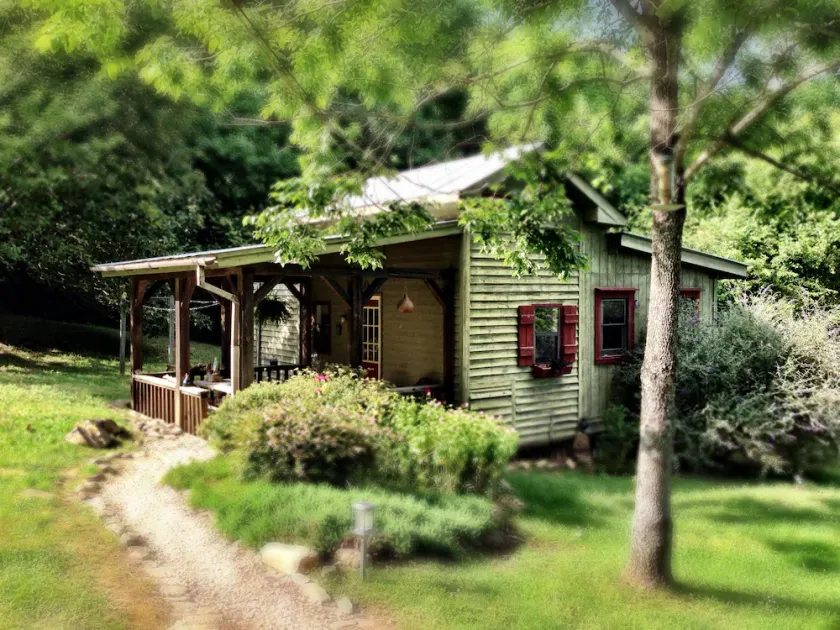 Zen Mountain Cabin: Forest-Bathing & Private Waterfall in Wine Country - Image 1