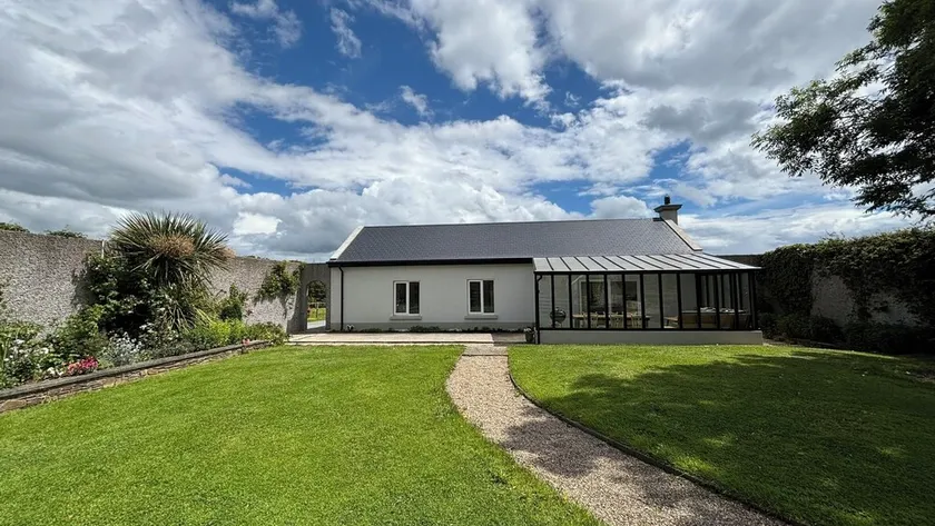 Garden Cottage on Tintern Trails - Image 1