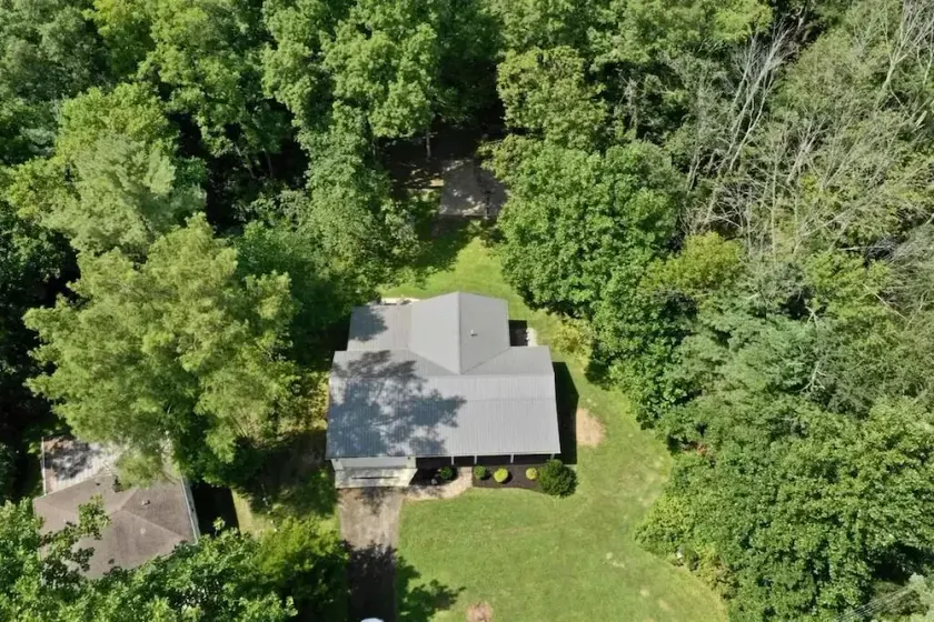LAKE HOUSE ON ROCKY FORK LAKE MOUNTAIN VIEW DR! - Image 1