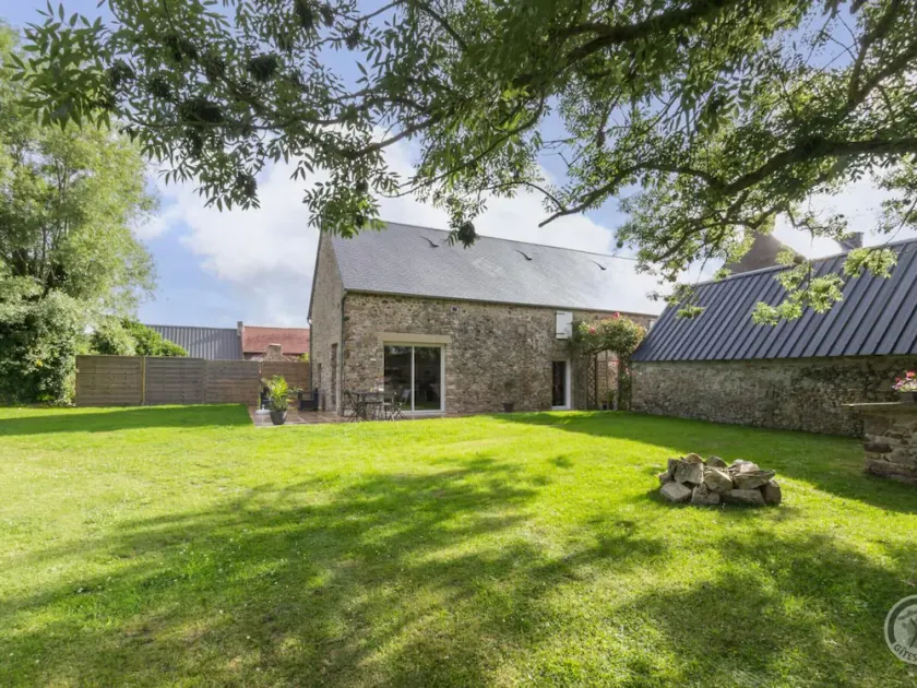 Maison de plain-pied à Anneville sur Mer avec jardin privé - Image 1