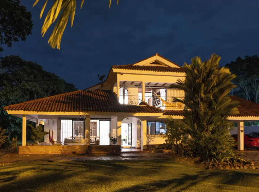 Doral House Villavicencio - Image 1