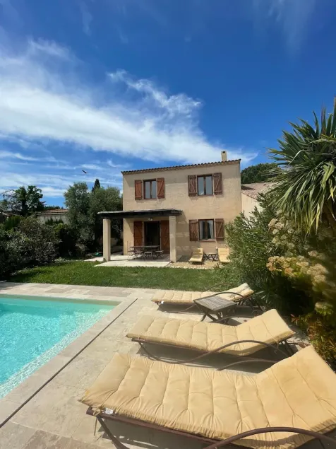 Avignon Ideal gelegenes Haus 110 m2 mit Pool - Image 1