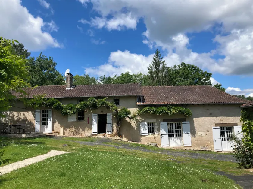 Charming property in Périgord (Dordogne) - Image 1