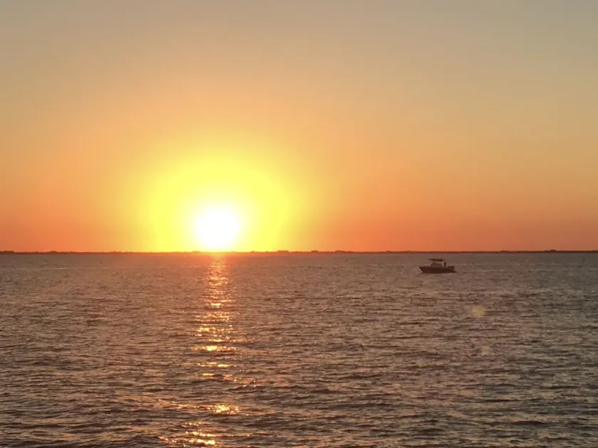 TAMPA BAY SPECTACULAR WATERFRONT VIEWS !!! - Image 1