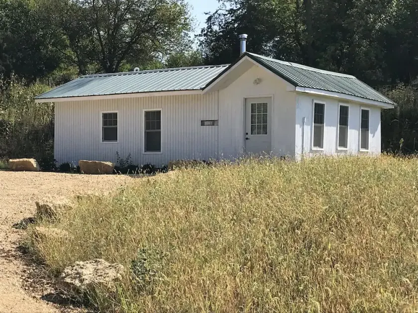THE CABIN AT THE RANCH, AKA THE LOVE SHACK - PRIVATE, CLOSE TO GALENA - Image 1