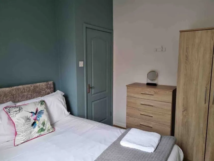 Stylish Stay| Cardiff Bay | Parking| Long Stay - Image 1