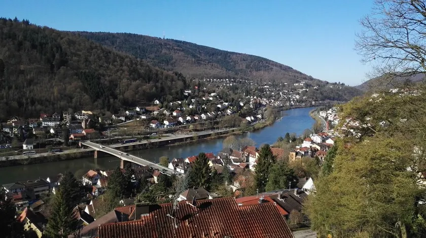 Pour citytrip et loisirs: Appartement dans un bel endroit panoramique! - Image 1
