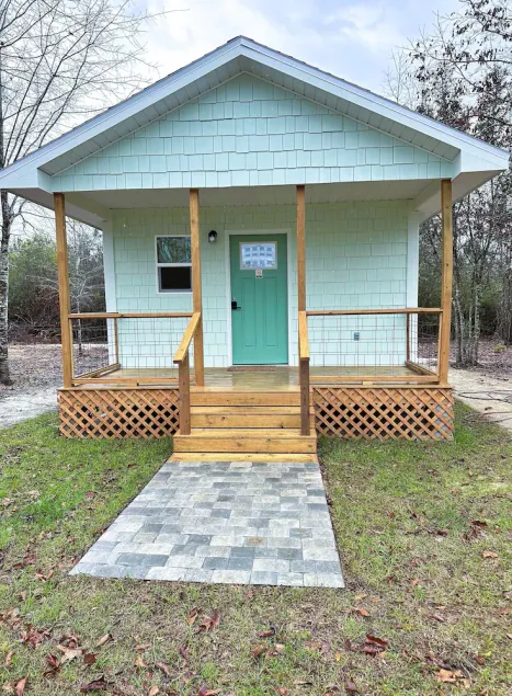 Luxury Cabin At Blackwater Getaway, Short Walk Downhill To The River! - Image 1