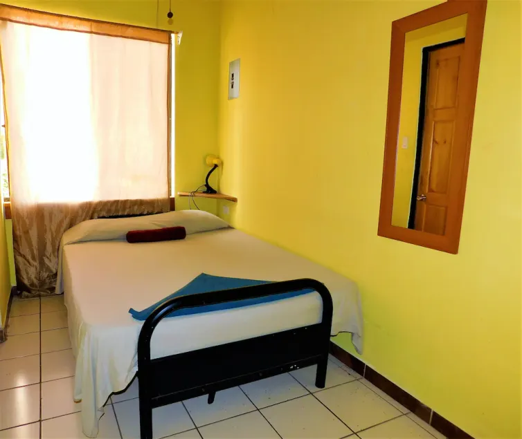 Quiet lodge  Just 200 meters from the beach - Image 1