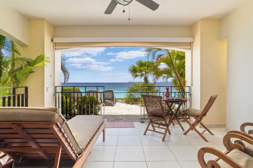 Oceanfront beach apartment Bellevue 3 , Fully Airconditioned ! - Image 1