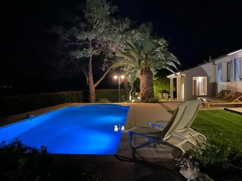 Fantastisk privat villa med omfattende haver med bagage på Canal du Midi - Image 1