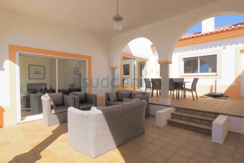 4 værelses villa med fantastisk udsigt over havet og golf - Image 1