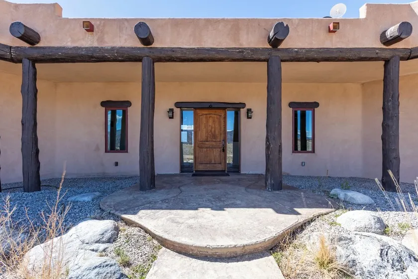 Dog Friendly•360° Views•Large Patio - Image 1