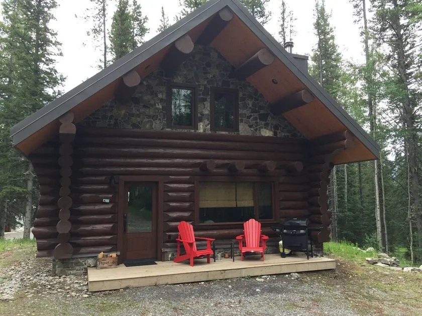 Cabin1 - Une belle cabane en rondins au cœur des montagnes Rocheuses canadiennes - Image 1