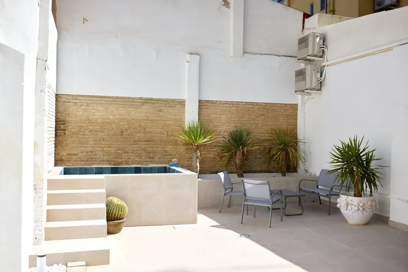 MD Art Apartment Ruzafa - Image 1