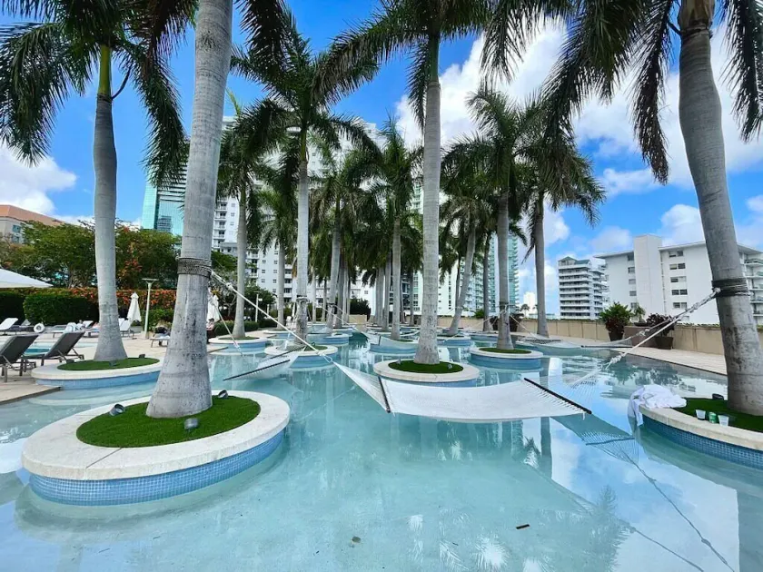 Four Seasons Hotel Miami Luxury Two Bedroom City View Suite- Free Parking - Image 1