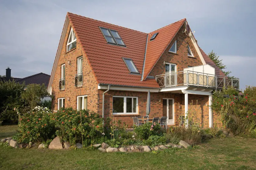 Vacation home Hideaway - close to the beach, chic vacation home with beautiful garden - - Image 1
