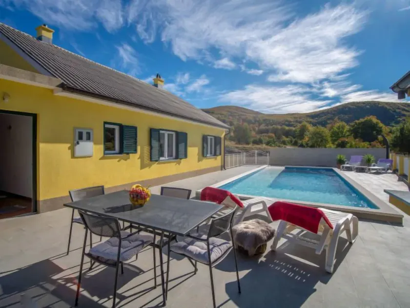 Casa di vacanze Saulja by Interhome - Image 1