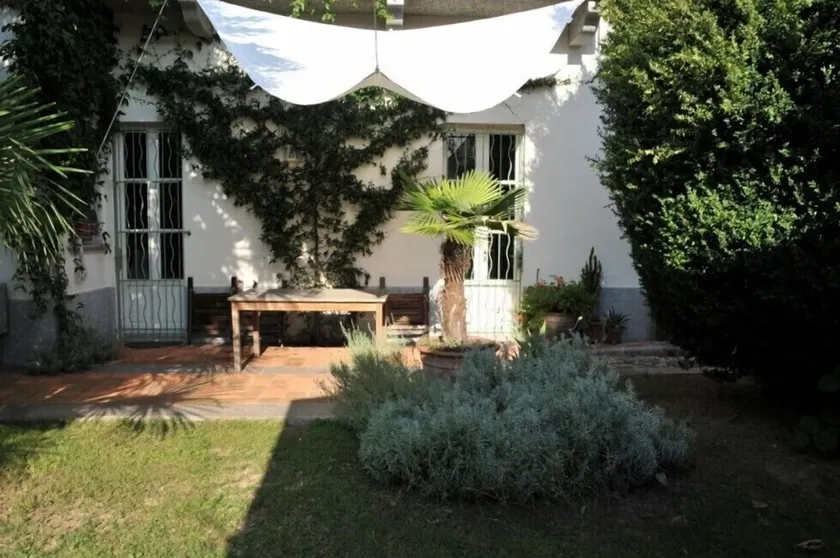 Between Lake Maggiore and Lake Orta, very nice apartment on closed and shaded garden. - Image 1