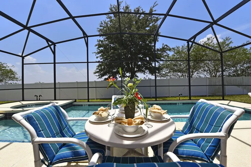 Villa Orlando Disney dans une résidence sécurisée avec piscine orientée au sud, spa, golf à proximité - Image 1
