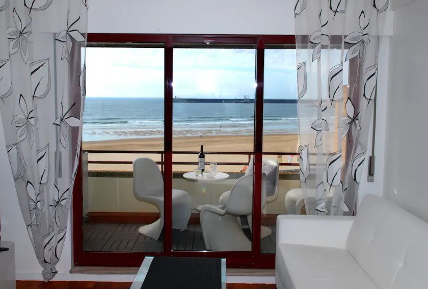 Porto Sea Apartments - Image 1
