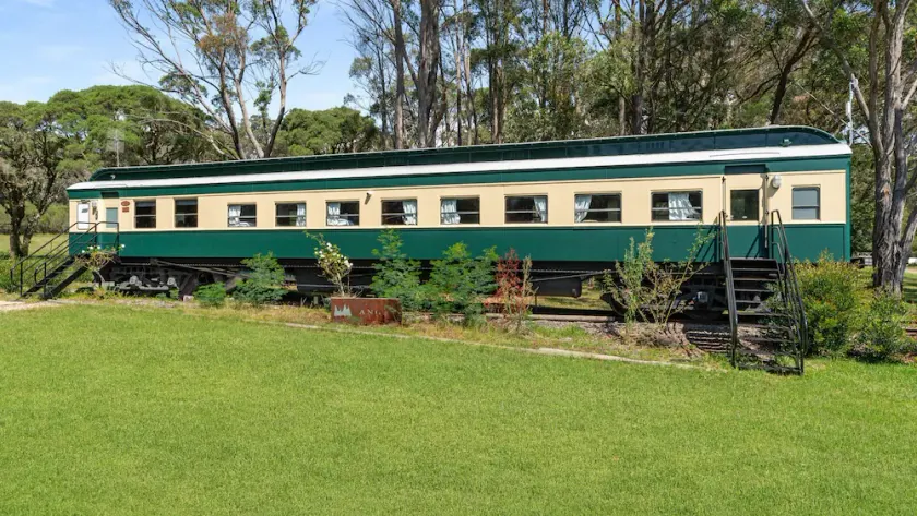 Angas Carriage, Alpine, Southern Highlands - Image 1
