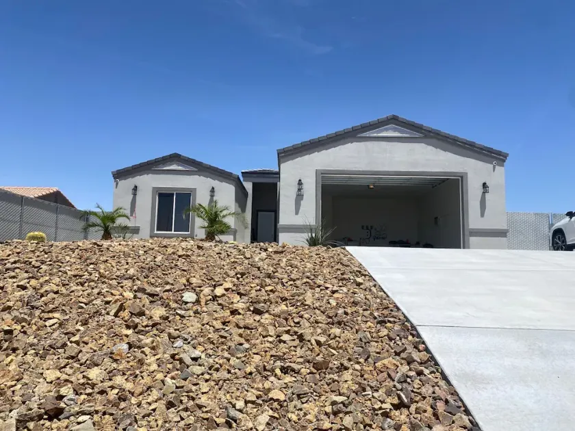 Desert Oasis Minutes from Lake Mohave and the River - Image 1