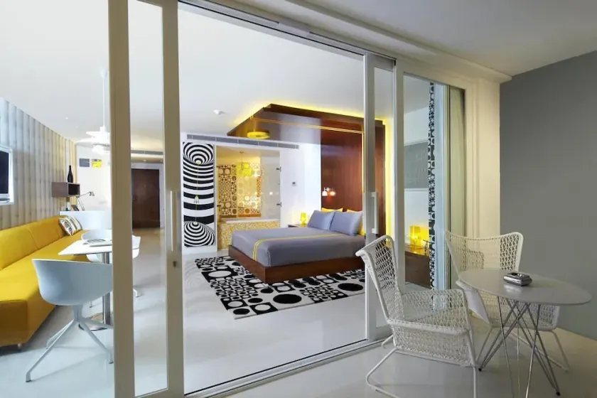 1 Grand Studio With Balcony & free Sunset Cocktail. - Image 1