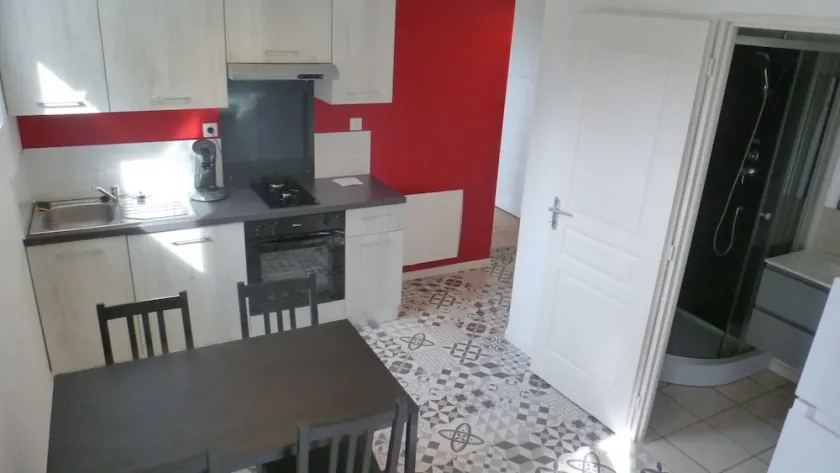 Le232 fr Meublé 4 Personnes Draps, Serviettes et Ménage Inclus - Image 1