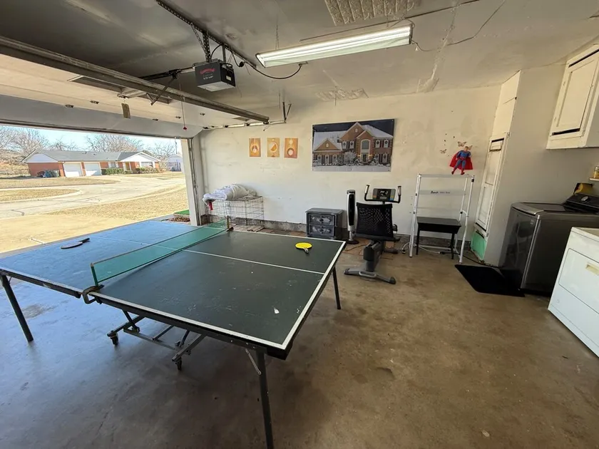 Comfy 3 Bedroom with smart TV and WiFi near Tinker  - Image 1
