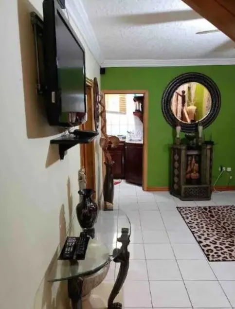 2 bedroom vacation home - Image 1