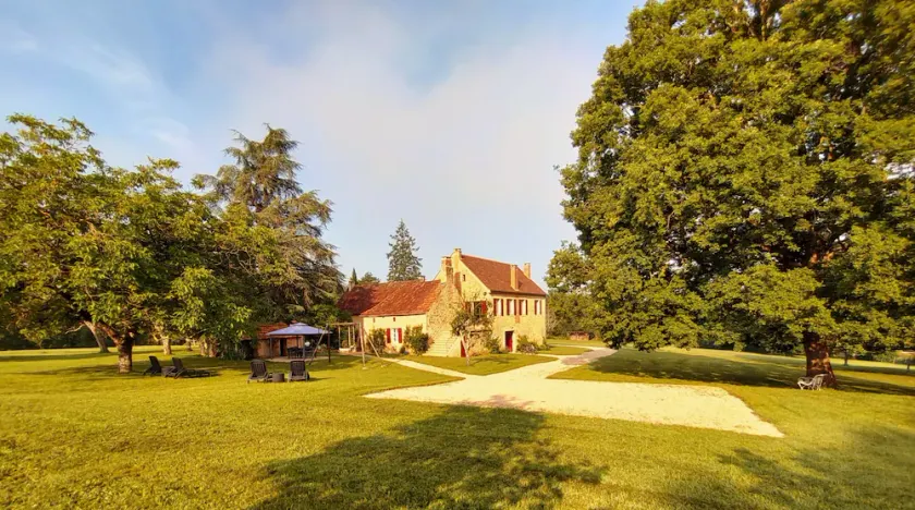 Idyllic family retreat - spacious, tranquil, Games Room in a restored Farmhouse - Image 1