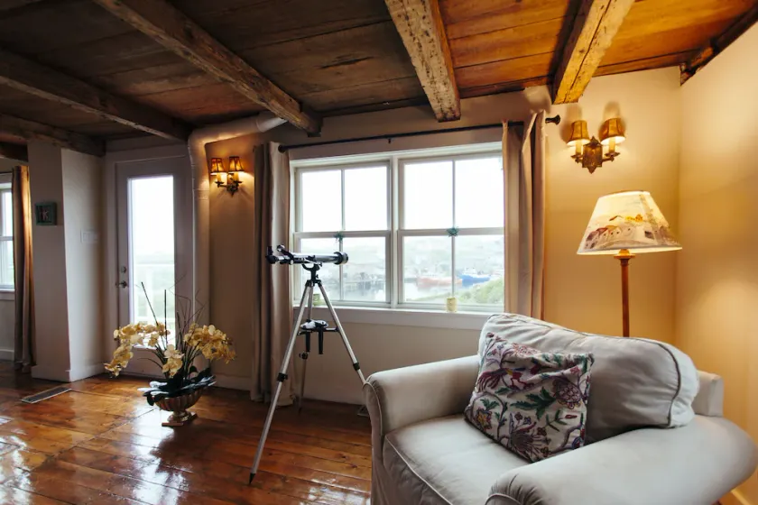  Located in the heart of Peggys Cove! Featured in Saltscapes Atlantic magazine! - Image 1