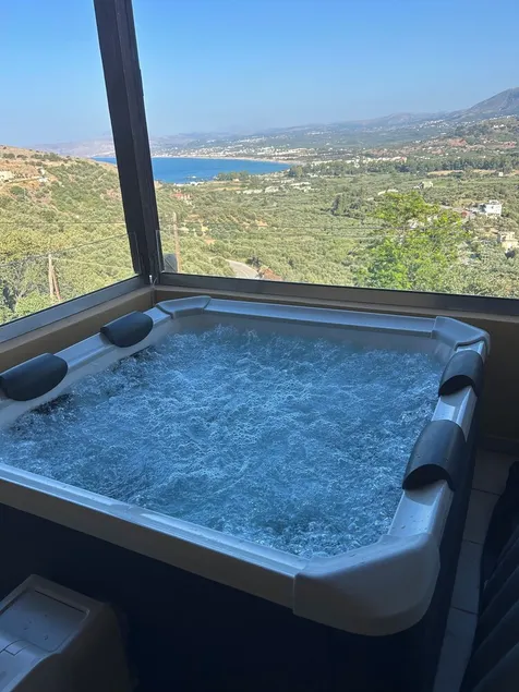 Villa with amazing Panoramic View on 130 sqm - Image 1