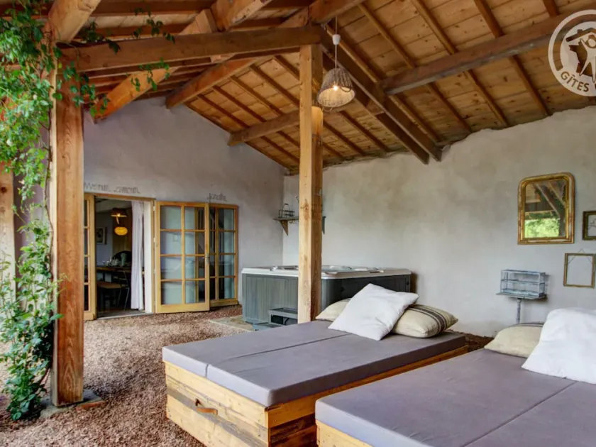 Cottage Saint-Germain-Lespinasse, 7 camere da letto, 14 persone - Image 1