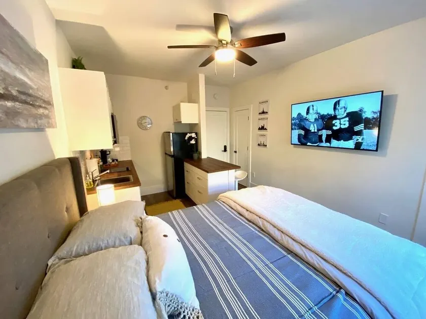 203-Remodeled Studio Downtown San Jose, CA - Image 1